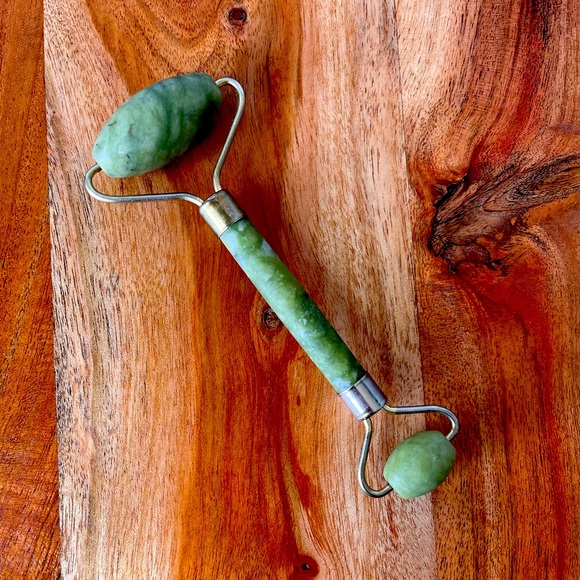 Other - Cool stone face roller